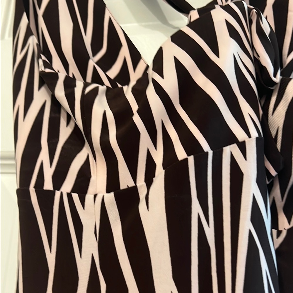 Donna Ricco Brown and Cream Halter Midi Dress - Picture 8 of 9